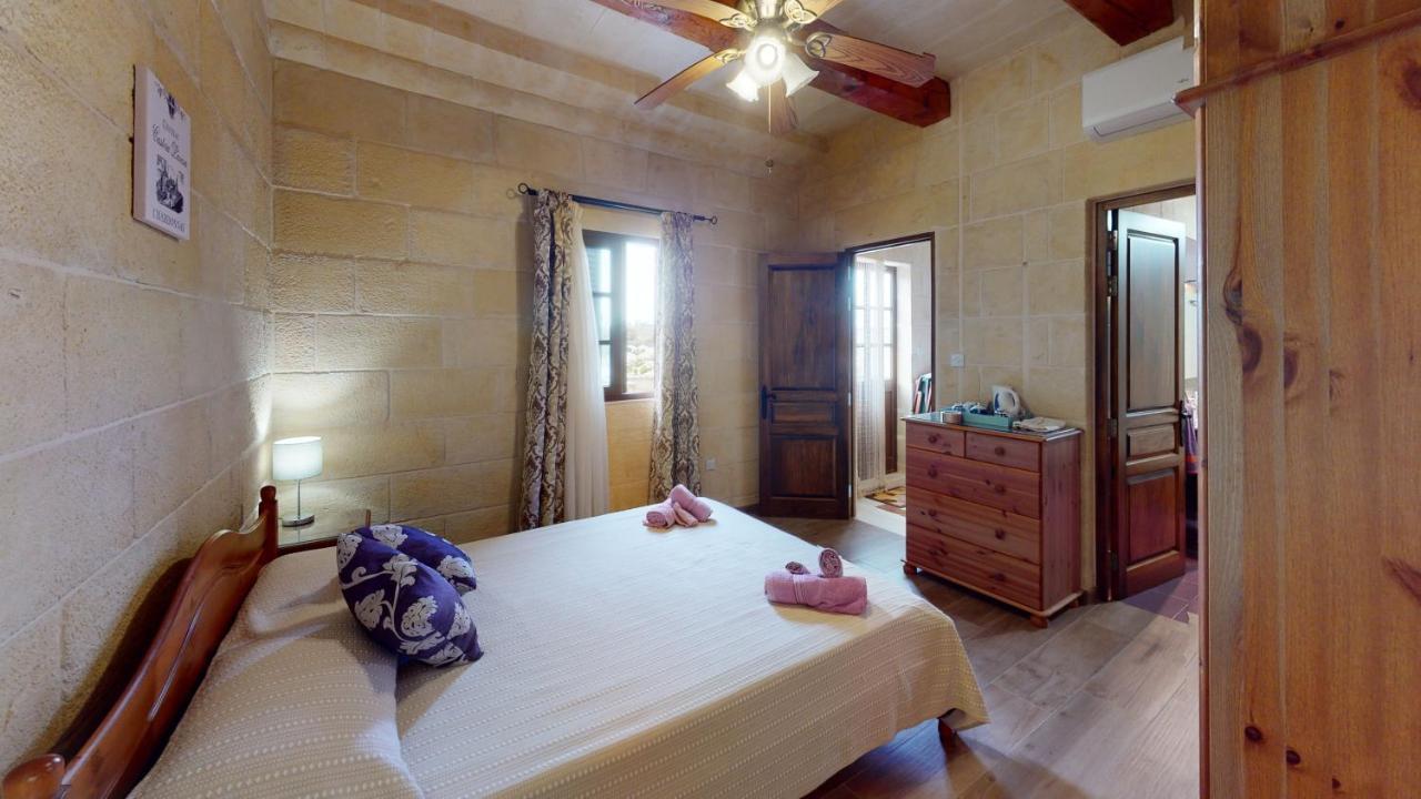 Qala Bed&Breakfast With Swimming Pool - Il-Wenniessa المظهر الخارجي الصورة