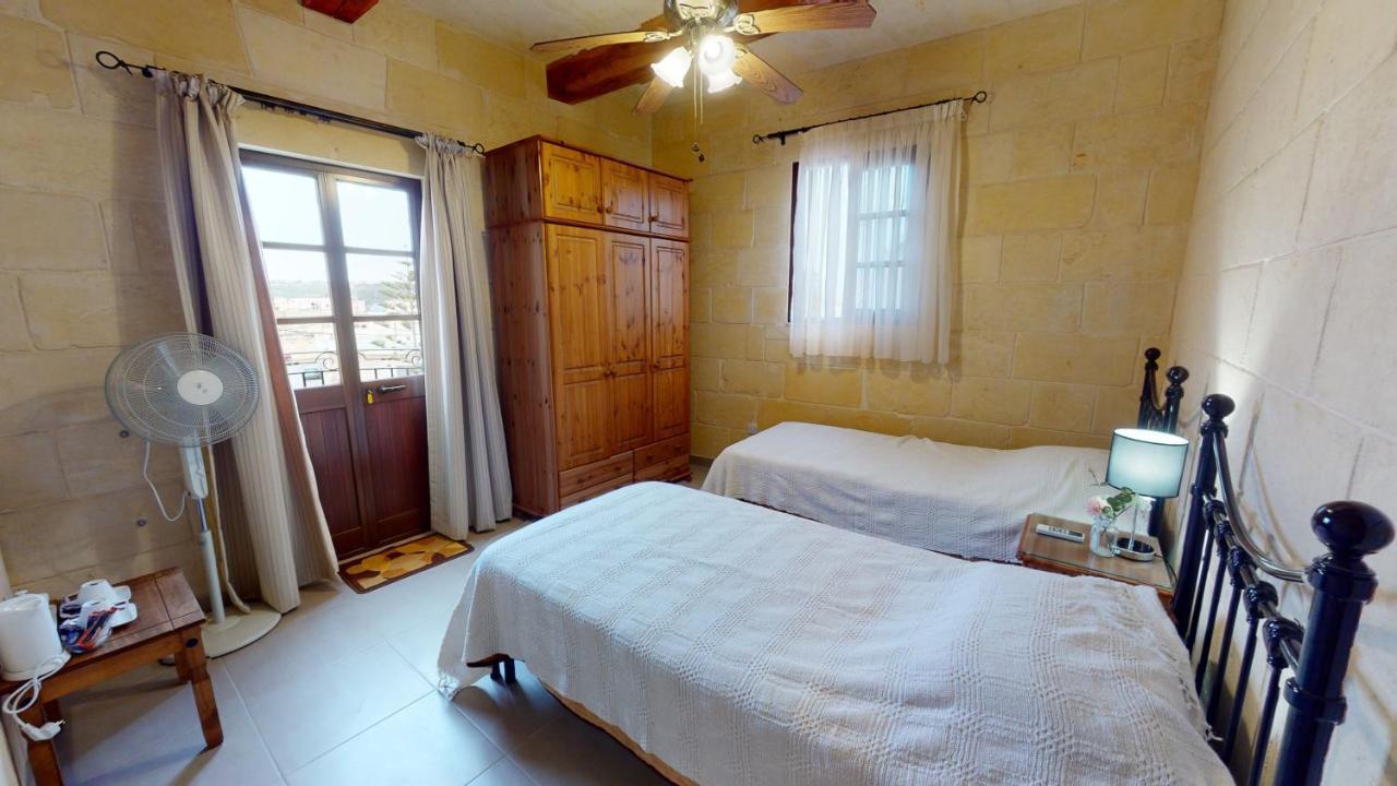 Qala Bed&Breakfast With Swimming Pool - Il-Wenniessa المظهر الخارجي الصورة